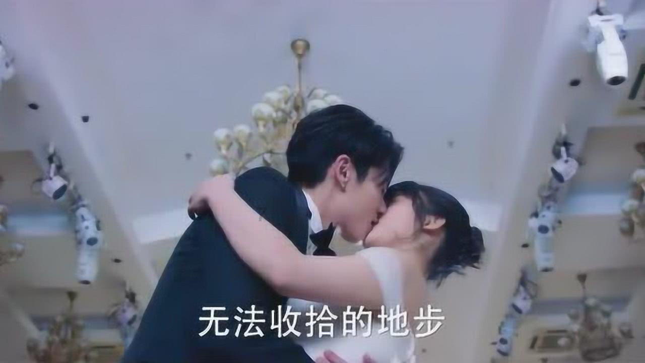 丸美股份涨停